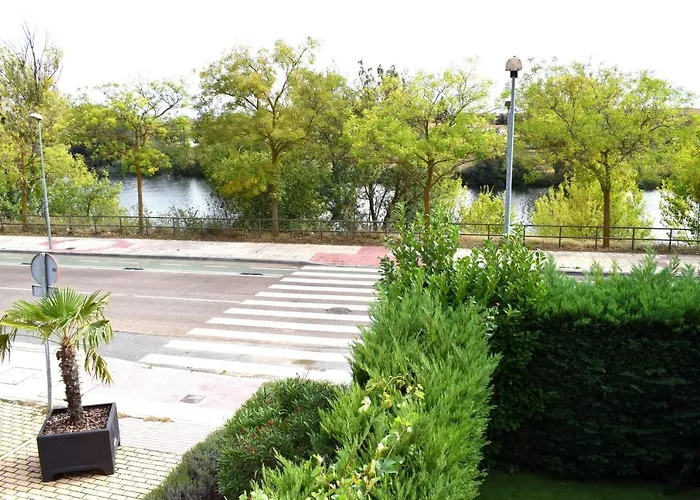 度假居 Vistas Rio Tormes Huerta Otea 萨拉曼卡