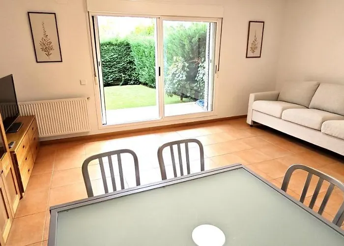 度假居 Vistas Rio Tormes Huerta Otea *